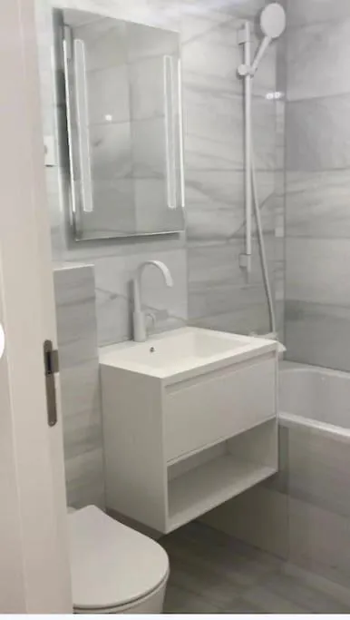 Center Of Paris - Elegant Appartment In Highly Secured Area